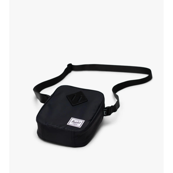 NWT Herschel Heritage CrossbodyField Trip